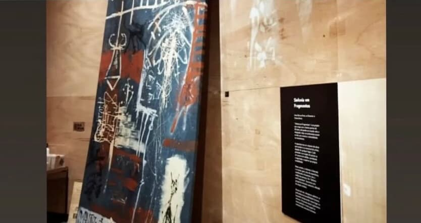 Obra da exposição sinfonia em fragmentos